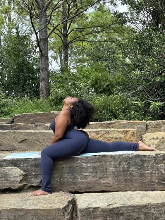 private yoga instructor houston, yoga teacher houston, yoga instructor houston, houston yoga teacher, black yoga instructors, african american yoga instructor, african american yoga teachers, black female yoga instructor, black meditation teacher, black breathwork teacher